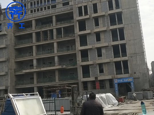 分析冷庫(kù)保溫板在保溫門(mén)上的使用優(yōu)點(diǎn)