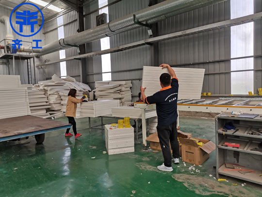 擠塑板表面抹灰的工程特點