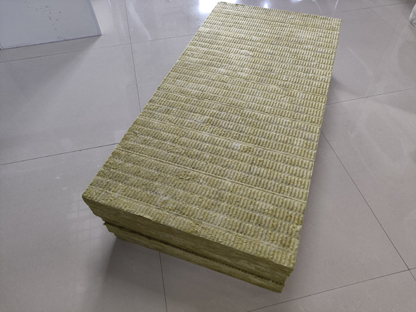 巖棉保溫板的密度與降低噪音之間有關聯嗎？